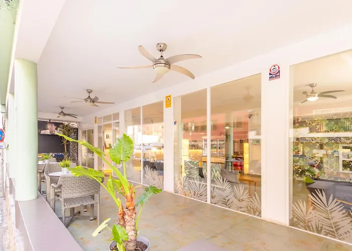 Hotel Boogaloo - Adults Only 2*