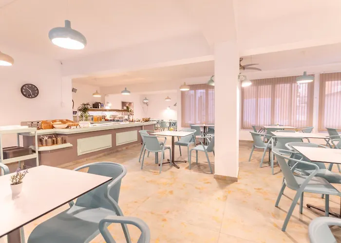 Boogaloo - Adults Only 2* エル・アレナル